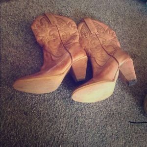 Dress cowgirl boots